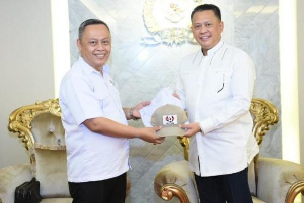 Ketua DPR RI Bambang Soesatyo (Bamsoet) mendorong Persatuan Sepakbola Seluruh Indonesia (PSSI) segera melakukan reformasi untuk meningkatkan kinerja kelembagaan.