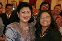 Kenangan Sally Piri: "Ibu Ani Menepuk  Pelan Jas Pak SBY"