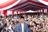 Antusiasme Masyarakat Bertemu Presiden Jokowi