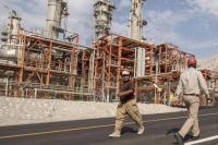 Baru Genap Sebulan Sanksi Ekspor, AS Kembali Sanksi Petrokimia Iran
