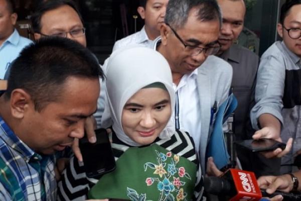 Komisi Pemberantasan Korupsi (KPK) mendalami dugaan keterlibatan Dirut Pertamnina, Nicke Widyawati dalam kasus suap PLTU Riau-1.