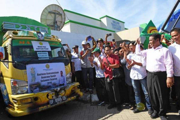 Kementerian Pertanian (Kementan) merespon cepat dampak bencana alam banjir yang melanda sektor pertanian dan masyarakat petani Sulawesi Selatan tepatnya di tujuh kabupaten