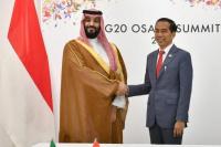 Jokowi Bahas Kerja Sama Energi dengan Pangeran Arab Saudi