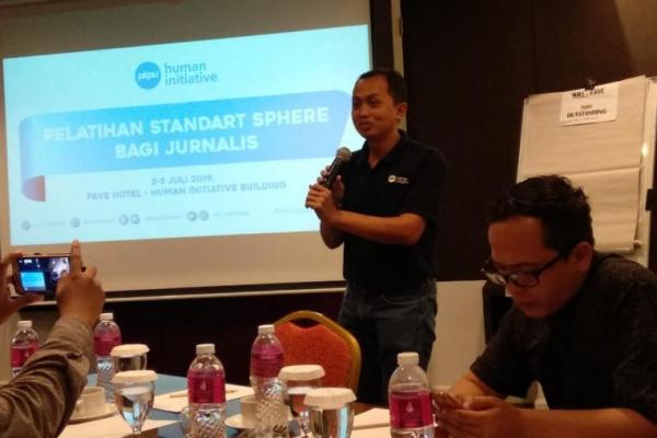 Sedikitnya 26 jurnalis dari media cetak, online dan elektronik mengikuti pelatihan tersebut.