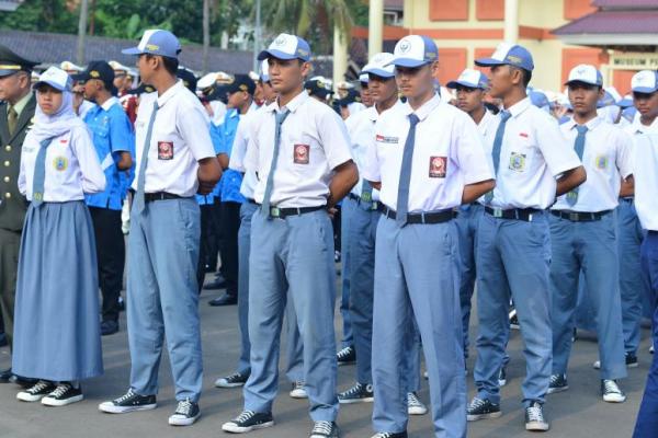 PPDB 2019 berbasis zonasi di Jawa Barat (Jabar) diwarnai oleh penggunaan Surat Keterangan Domisi (SKD) palsu oleh sejumlah orang tua calon peserta didik (CPD).