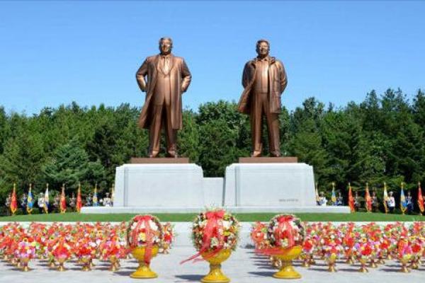Pada 8 Juli 1994, Presiden Korea Utara Kim Il Sung meninggal pada usia 82 tahun. Dia telah memimpin negara itu sejak didirikan pada tahun 1948.