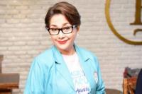 Aktris Seniuor Widyawati Kuliah Lagi dan Jadi "Mahasiswi Baru"