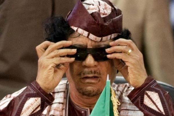 Baghdadi Al Mahmoudi, yang diyakini berusia pertengahan 70-an, adalah perdana menteri ketika pemberontak bangkit dan membunuh Qaddafi pada 2011.