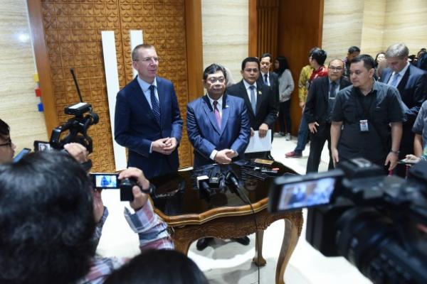 Wakil Ketua DPR RI Utut Adianto yakin, Indonesia memiliki hampir semua potensi yang mungkin dibutuhkan oleh Latvia jika ingin membuka kerja sama hubungan dagang.