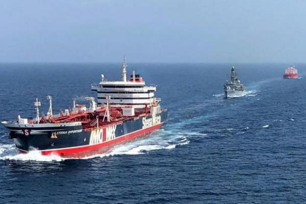 IRGC menangkap kapal tanker Inggris di dekat Selat Hormuz pada 19 Juli 2019, setelah mencoba melarikan diri usai tabarakan dengan kapal nelayan Iran.