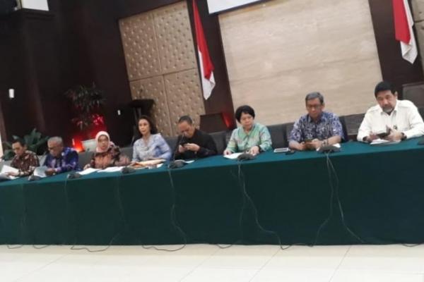 Sebanyak tujuh dari 20 Calon Pimpinan Komisi Pemberantasan Korupsi (Capim KPK) mulai menjalani tes wawancara dan uji publik di Kementerian Sekretariat Negara, Jakarta, Selasa (27/8).