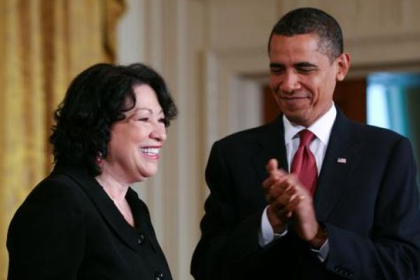 Pada 6 Agustus 2009, Senat AS mengkonfirmasi pencalonan Sonia Sotomayor untuk Mahkamah Agung AS dengan suara 68-31.