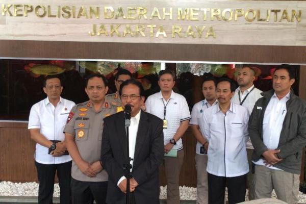 Sofyan A. Djalil kembali ditunjuk oleh Presiden RI Joko Widodo untuk mengisi Menteri Administrasi Tata Ruang/ Badan pertanahan Nasional (ATR BPN)