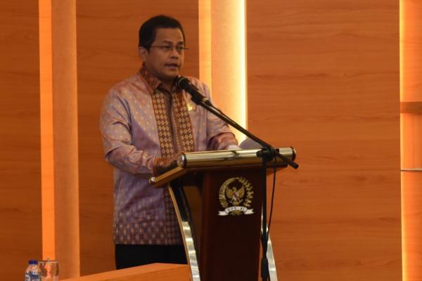 Sekretaris Jenderal DPR RI Indra Iskandar menyampaikan ucapan terima kasih dan penghargaan yang tinggi atas pengabdian dan loyalitas yang telah dilakukan para pegawai Setjen DPR RI yang memasuki masa purna bakti.