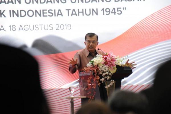 Dalam kesempatan yang sama, Wakil Presiden RI Jusuf Kalla, mengungkapkan rasa bersyukurnya sebab di setiap bulan Agustus, bangsa ini memperingati dua peringatan penting yang berturut-turut