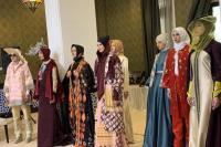 Bawa 12 Koleksi, Desainer Indonesia Akan Melenggang di New York