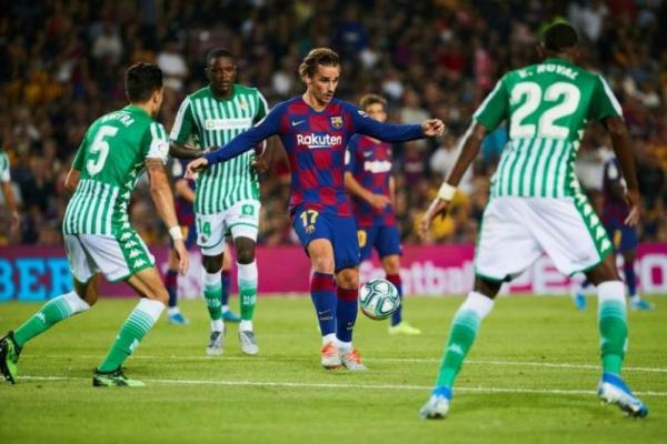 Dalam pertandingan tanpa Lionel Messi dan Luis Suarez itu, Griezmann membukukan dua gol ke gawang tim tamu