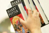 Sekolah Katolik Nashville  Larang dan Hapus Buku Harry Potter