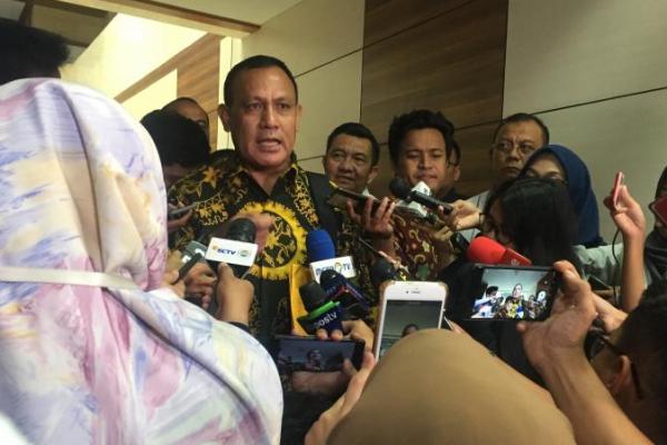 Sebanyak 56 suara anggota dewan dalam Rapat Pleno Komisi III DPR RI memberikan suaranya kepada Kapolda Sumatera Selatan. Penetapannyapun dilakukan tanpa perdebatan dan diskusi yang panjang.