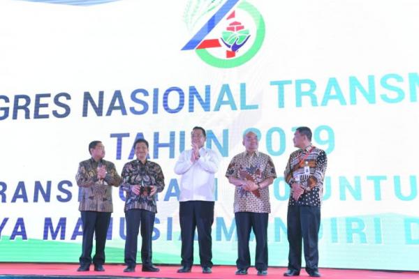 Gross Domestic Product (GDP) Indonesia yang semakin meningkat mendorong pemerintah untuk melakukan Reformulasi program transmigrasi.