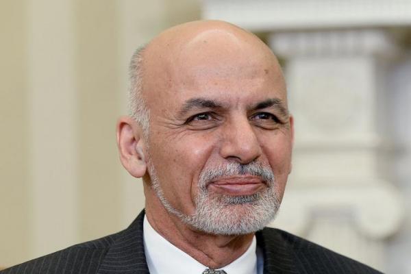 Ghani belum memberikan sinyal mengundurkan diri sebagaimana permintaan Taliban untuk setiap pembicaraan tentang gencatan senjata dan penyelesaian politik