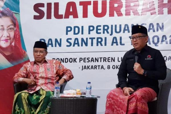 Jokowi mirip seperti Bung Karno yang sosok kesantriannya tak perlu diragukan.