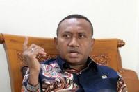 Yan Mandenas Minta Kasus Rasisme Warga Papua di Surabaya Harus Tuntas