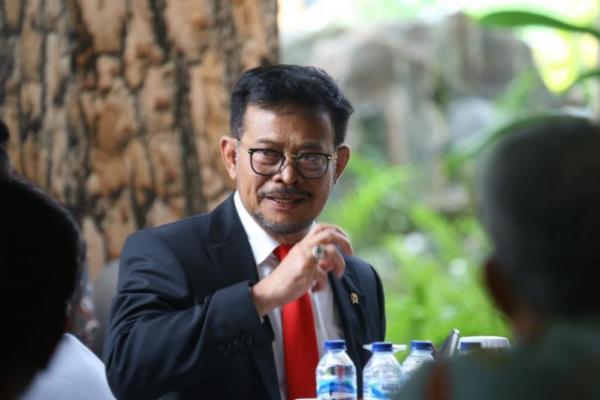 Ketua Komisi IV DPR RI dari Fraksi PDI Perjuangan Sudin menegaskan bahwa aturan atau regulasi jangan sekedar untuk coba-coba. Semestinya, regulasi tersebut berpihak kepada rakyat.