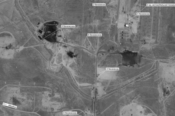 Gambar dari citra satelit menunjukkan bahwa pasaukan AS secara mengekstrasi dan mengekspor minyak secara besar-besaran untuk diproses di luar Suriah.
