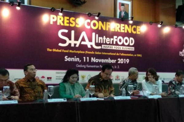 Sekitar lebih dari 880 perusahaan nasional maupun internasional siap memeriahkan pameran makanan dan minuman Sail Interfood 2019 