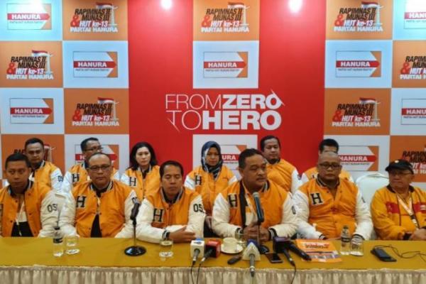 Partai Hati Nurani Rakyat (Hanura) akan menggelar Rapat Pimpinan Nasional (Rapimnas) II dalam rangka membahas tiga hal strategis partai ke depan.