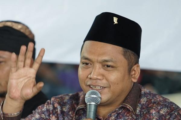 Anggota Komisi IX DPR RI Muchamad Nabil Haroen mengatakan, peringatan Hari Ulang Tahun (HUT) ke 75 Republik Indonesia ini menjadi momentum yang tepat untuk merdeka dari kesenjangan, oligarki, maupun mafia ekonomi dan kesehatan.