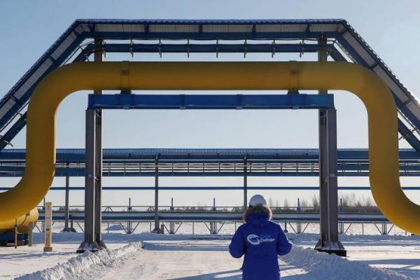 Rusia telah memulai pasokan gas ke China melalui pipa Power of Siberia