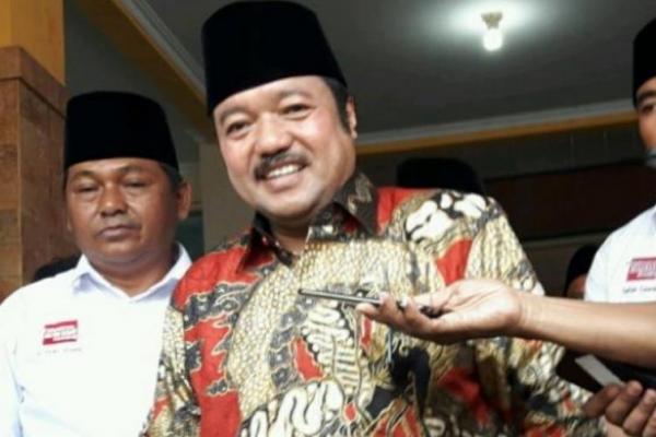 Mundurnya Arsyadjuliandi Rachman sebagai calon Ketua Partai Golkar pada Musda yang akan digelar 7-8 Maret 2020 untuk memberi jalan bagi Ketua DPD II Partai Golkar Siak yang juga Gubernur Riau, Syamsuar, dipuji pengurus pusat Partai Golkar.