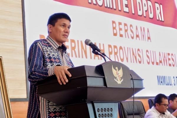 Wakil Ketua Komite I DPD RI, Jafar Alkatiri beserta anggota lainnya melanjutkan rangkaian kunjungan kerja pada hari kedua di Mamuju, Sulawesi Barat (Sulbar). Adapun agenda pembahasan dalam Kunker tersebut terkait persiapan Pilkada Serentak dan Penataan Daerah Sulbar.