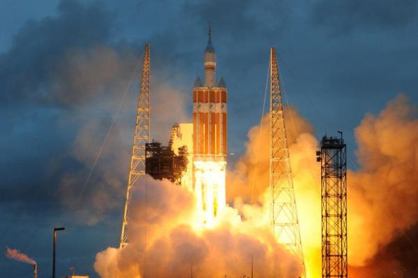 Pada 5 Desember 2014, NASA berhasil menguji peluncuran pesawat ruang angkasa Orion, harapannya untuk masa depan perjalanan ruang angkasa berawak dan akhirnya perjalanan ke Mars
