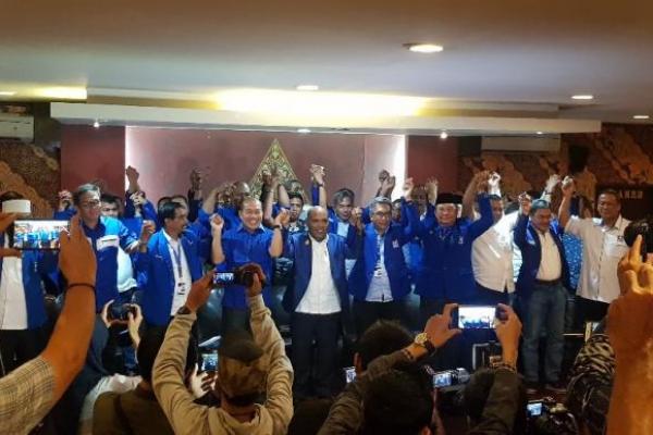 Ini penghargaan dan penghormatan kepada DPW PAN Sulawesi Tenggara atas kesuksesannya memenangi pemilu 2019
