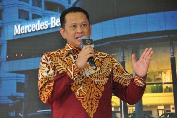 Ketua MPR RI Bambang Soesatyo meminta pemerintah bertindak tegas terhadap kapal penangkap ikan milik China 