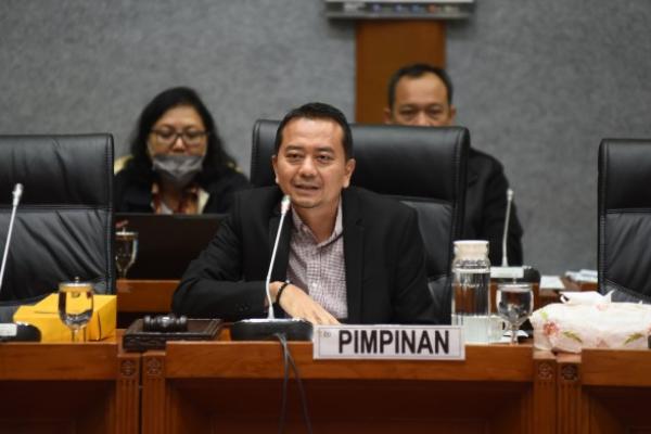 Ketua Komisi X DPR Syaiful Huda menyambut baik rencana terbitnya Perpres Nomor 98 Tahun 2020 tentang Gaji dan Tunjangan Pegawai Pemerintah dengan Perjanjian Kerja (PPPK).