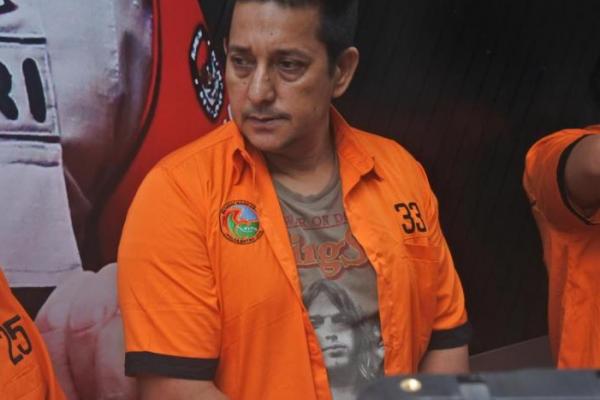 Polda Metro Jaya menduga akan ada tersangka lainnya dalamkasus narkoba yang menjerat aktor Ibra Azhari.