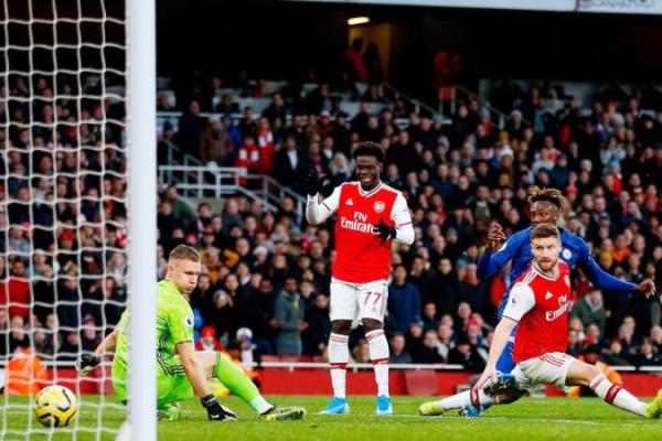 Sempat unggul di babak pertama lewat lesakan gol Pierre Emerick Aubameyang di menit ke-13, namun, Arsenal harus gigit jari setelah Chelsea sukses meraup poin penuh dengan gol yang dicetak oleh Jorginho dan Tammy Abraham.