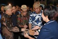 Menteri Teten Sarankan UMKM di Gorontalo Kembangkan Produk Unggulan