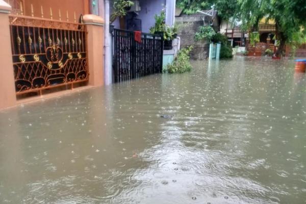Tjahjo Kumolo mengatakan Aparatur Sipil Negara (ASN) yang terdampak banjir diperkenankan mengajukan cuti dengan alasan penting.