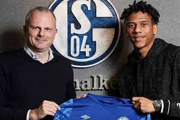 Schalke telah menyelesaikan penandatanganan Jean-Clair Todibo dengan status pinjaman dari Barcelona hingga akhir musim