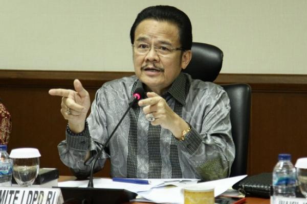 Komite I DPD RI menilai pemerintah terburu-buru dalam merencanakan pemindahan Ibukota Negara mulai tahun 2024. Dimana, terdapat sejumlah persoalan yang dapat menghambat kebijakan pemindahan ibukota ke Kalimantan Timur.