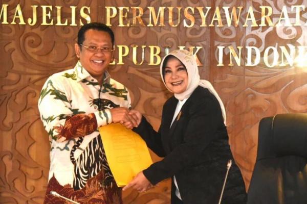 Ketua MPR RI Bambang Soesatyo menilai laporan World Economic Forum mengenai Global Gender Gap Report 2020 yang menempatkan Indonesia di posisi 85 dari 153 