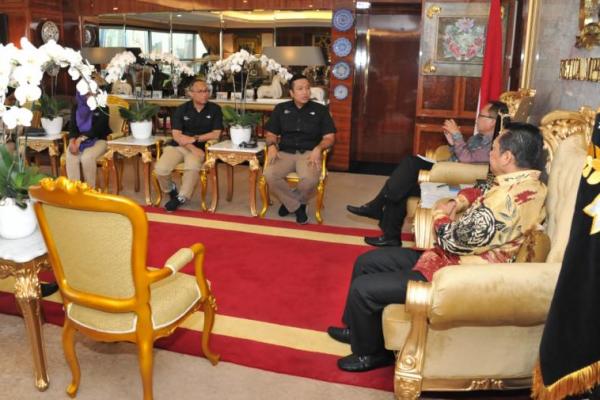 Ketua MPR RI Bambang Soesatyo berharap polemik yang terjadi di tubuh TVRI pasca diberhentikannya Direktur Utama TVRI Helmy Yahya