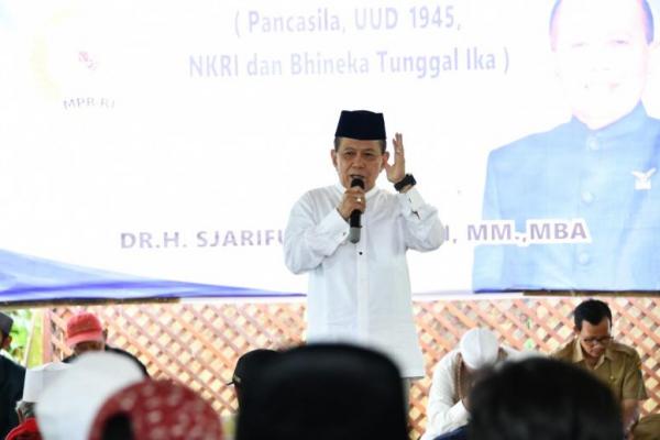 Khusus bagi umat Islam sebagai bagian dari keberagaman bangsa Indonesia, lanjut Syarief Hasan, nilai-nilai Pancasila bukanlah sesuatu yang baru lagi