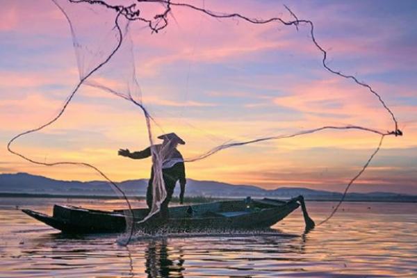 Seharusnya, nelayan tradisional justru terlindungi oleh RUU tersebut.  