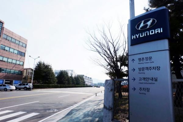 Hyundai Perkenalkan Staria Teknologi Hybird yang Lebih Bertenaga